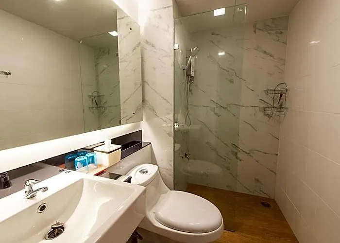 Metro Ratchada 36 Hotel